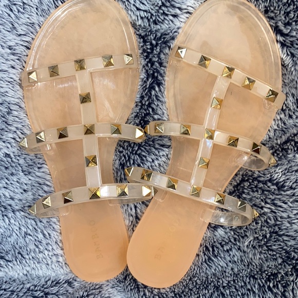 bamboo jelly sandals studded